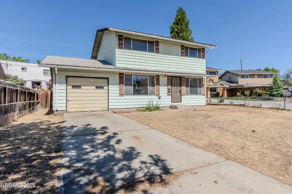 2315 Tripp Reno NV 89512