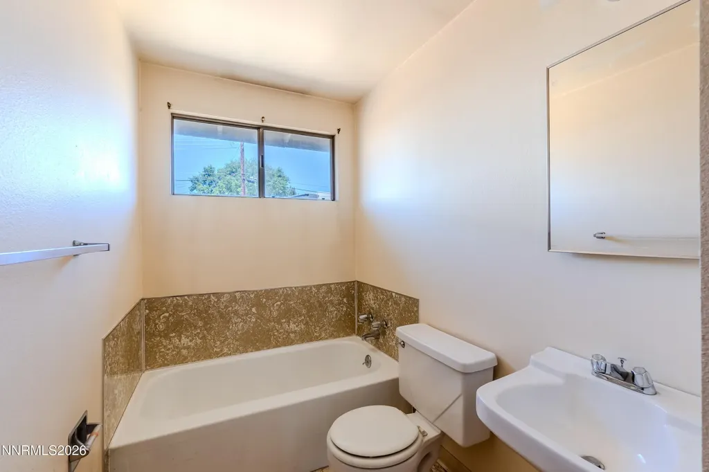 2315 Tripp Reno NV 89512