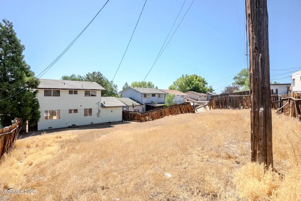 2315 Tripp Reno NV 89512