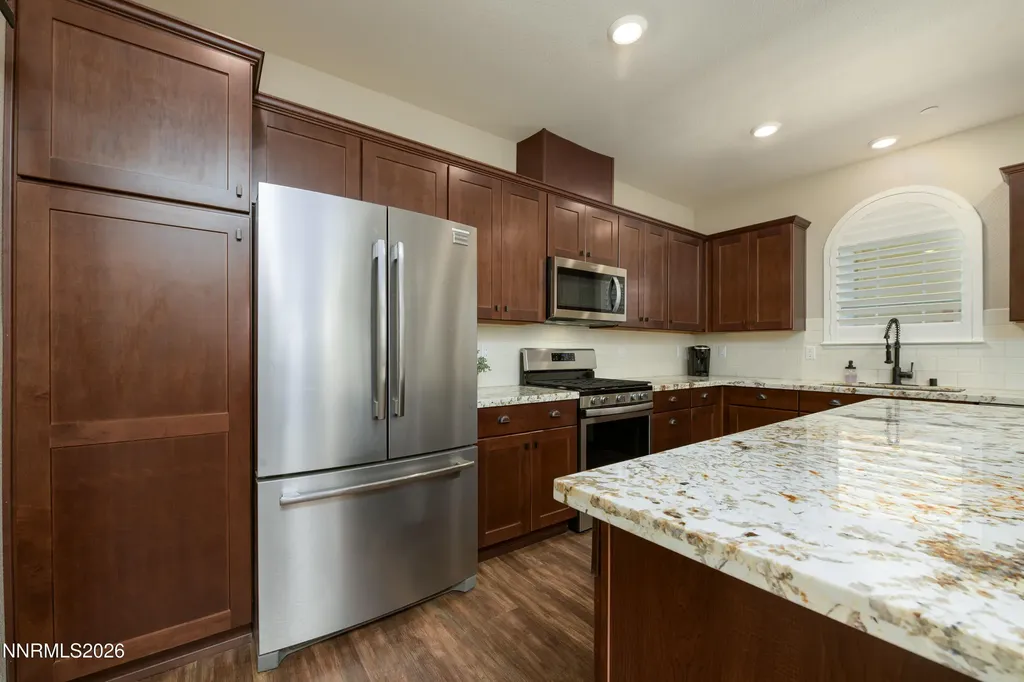 1253 Concho Gardnerville NV 89410