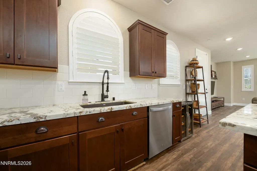 1253 Concho Gardnerville NV 89410