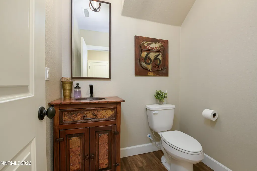 1253 Concho Gardnerville NV 89410