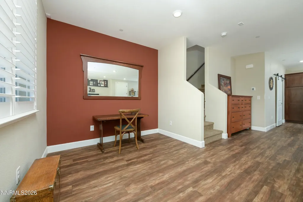 1253 Concho Gardnerville NV 89410