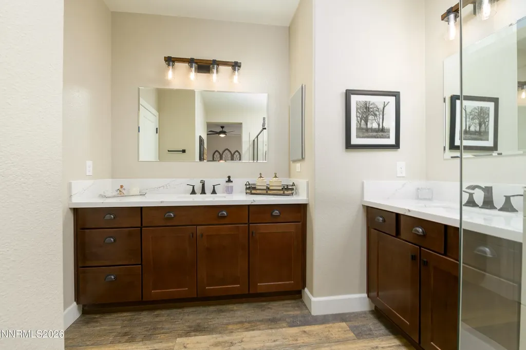1253 Concho Gardnerville NV 89410