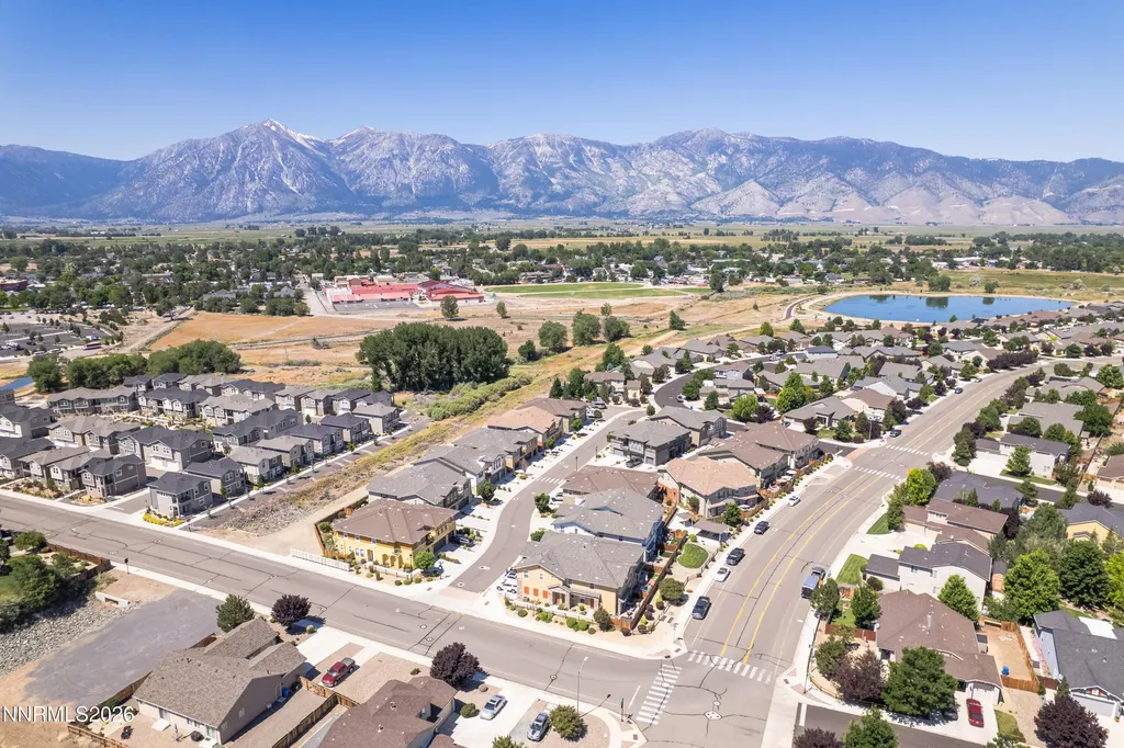 1253 Concho Gardnerville NV 89410