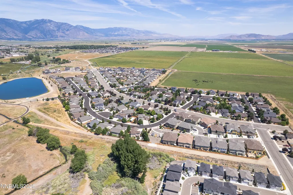 1253 Concho Gardnerville NV 89410
