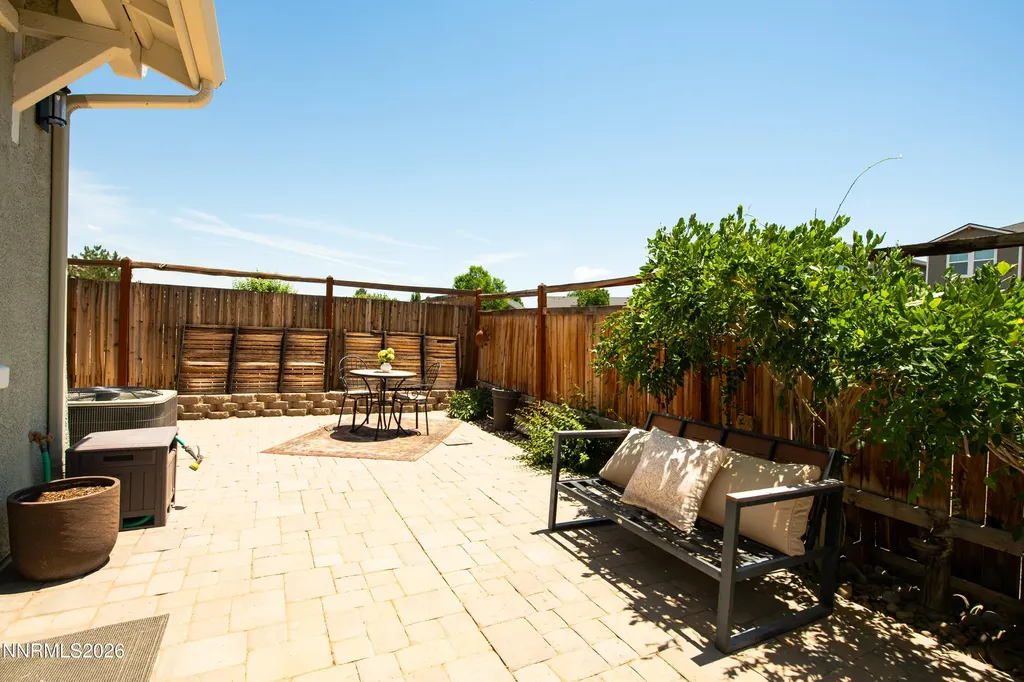 1253 Concho Gardnerville NV 89410
