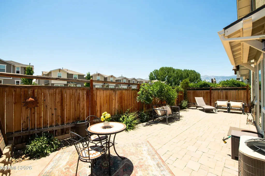 1253 Concho Gardnerville NV 89410