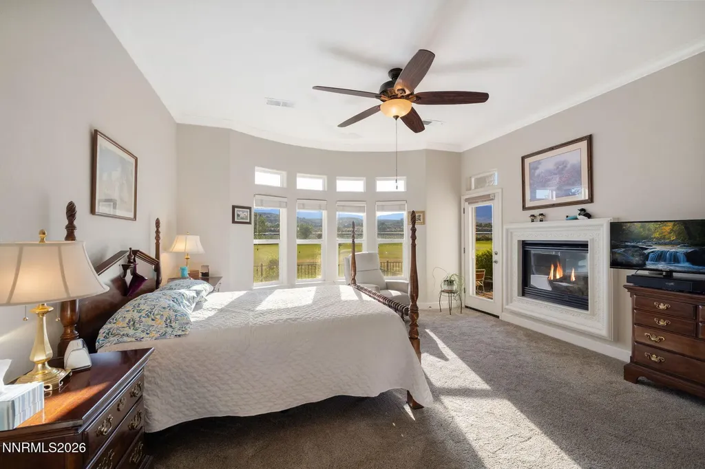3272 Dog Leg Minden NV 89423