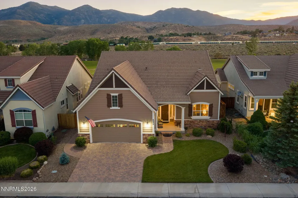 3272 Dog Leg Minden NV 89423