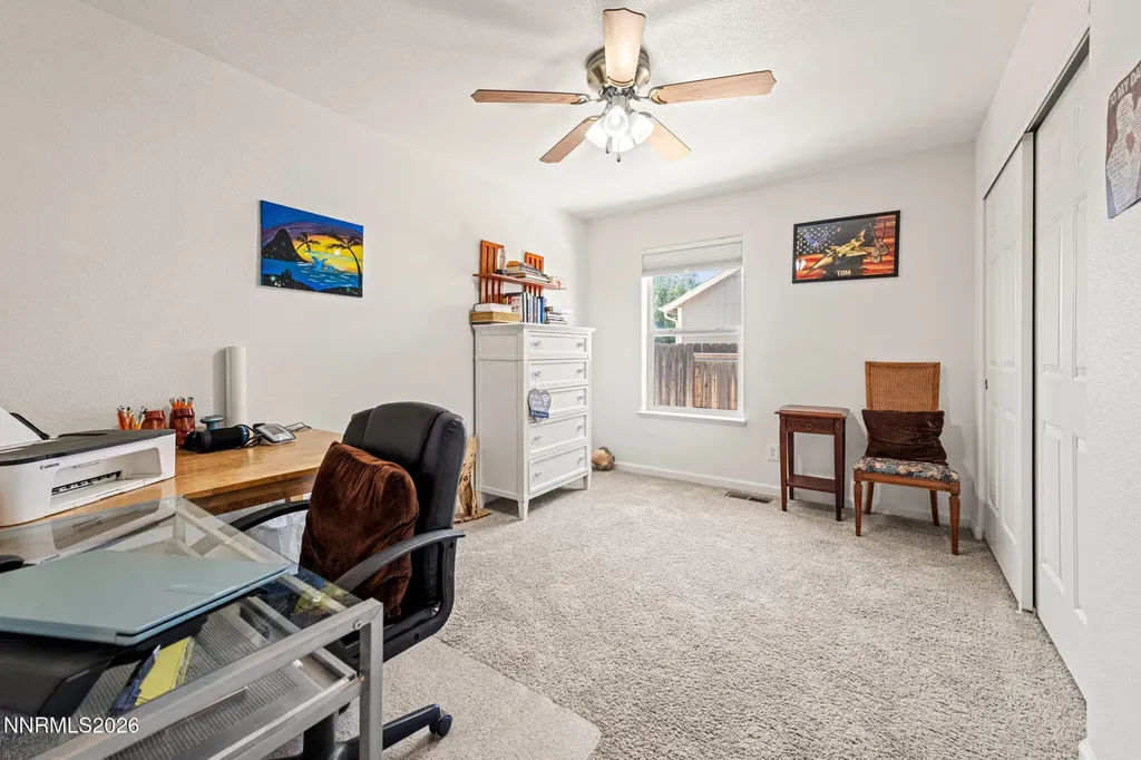 806 Karry Fallon NV 89406