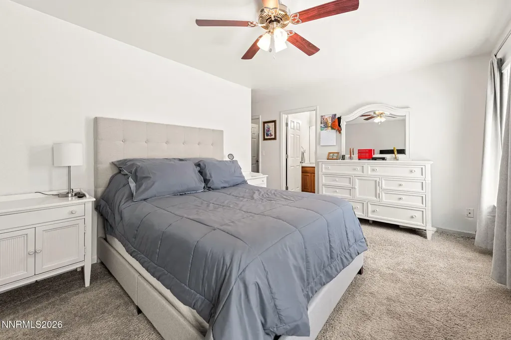 806 Karry Fallon NV 89406