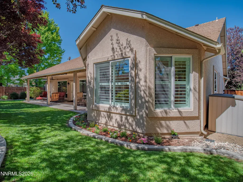 1379 Macenna Gardnerville NV 89410