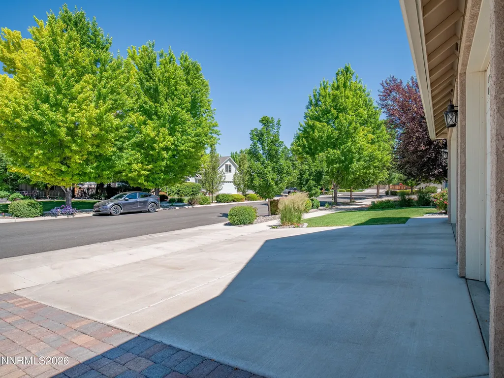1379 Macenna Gardnerville NV 89410