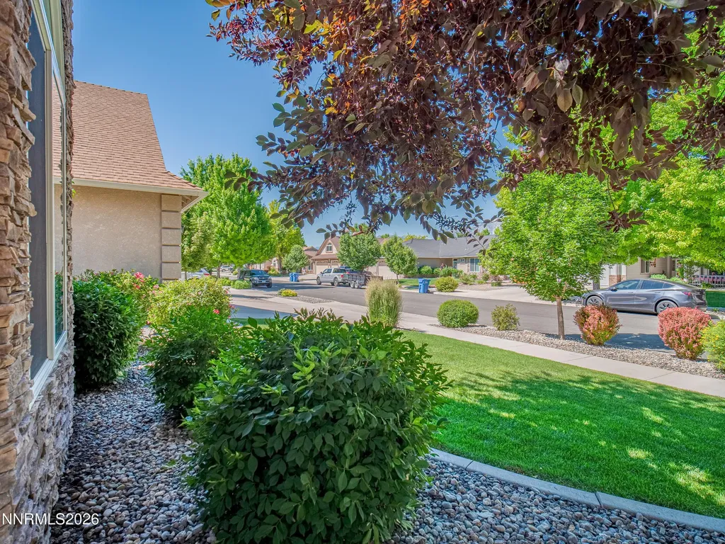 1379 Macenna Gardnerville NV 89410
