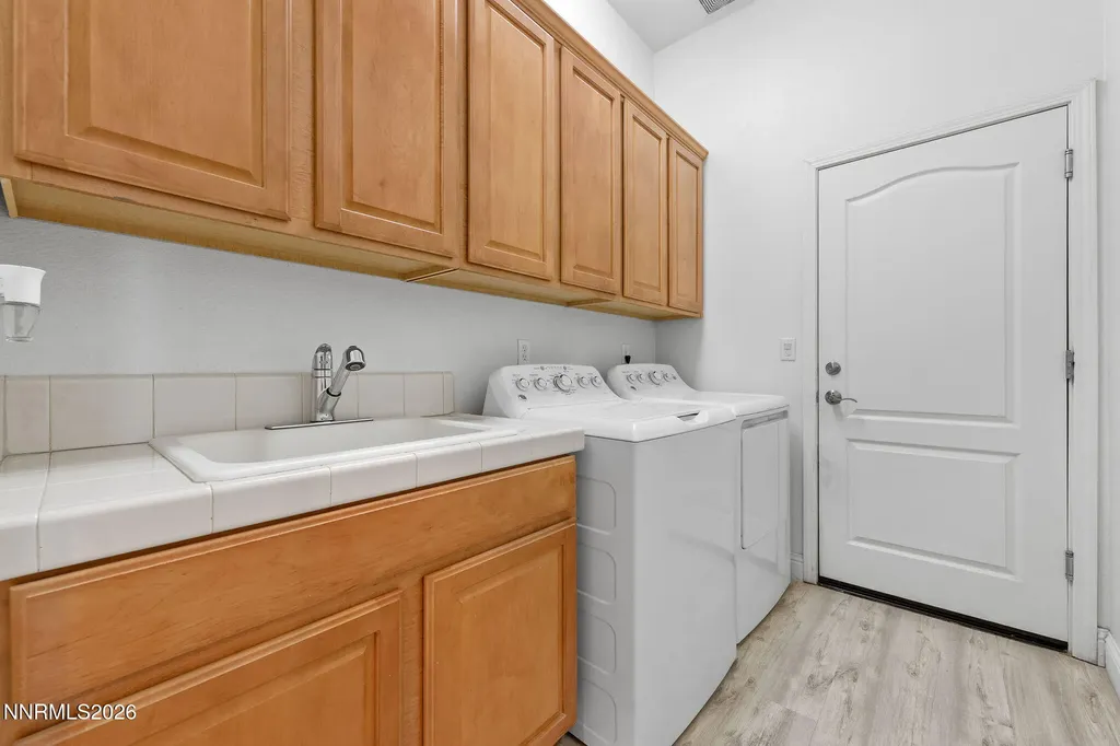 10770 Summer Glen Reno NV 89521