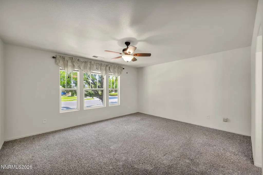 1408 Honey Locust Gardnerville NV 89410