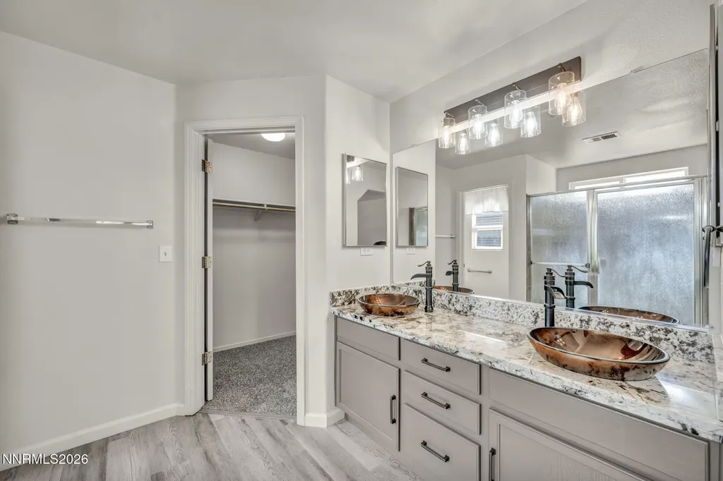 1408 Honey Locust Gardnerville NV 89410