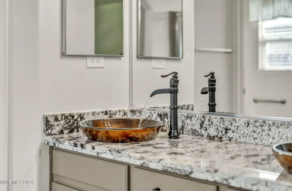 1408 Honey Locust Gardnerville NV 89410