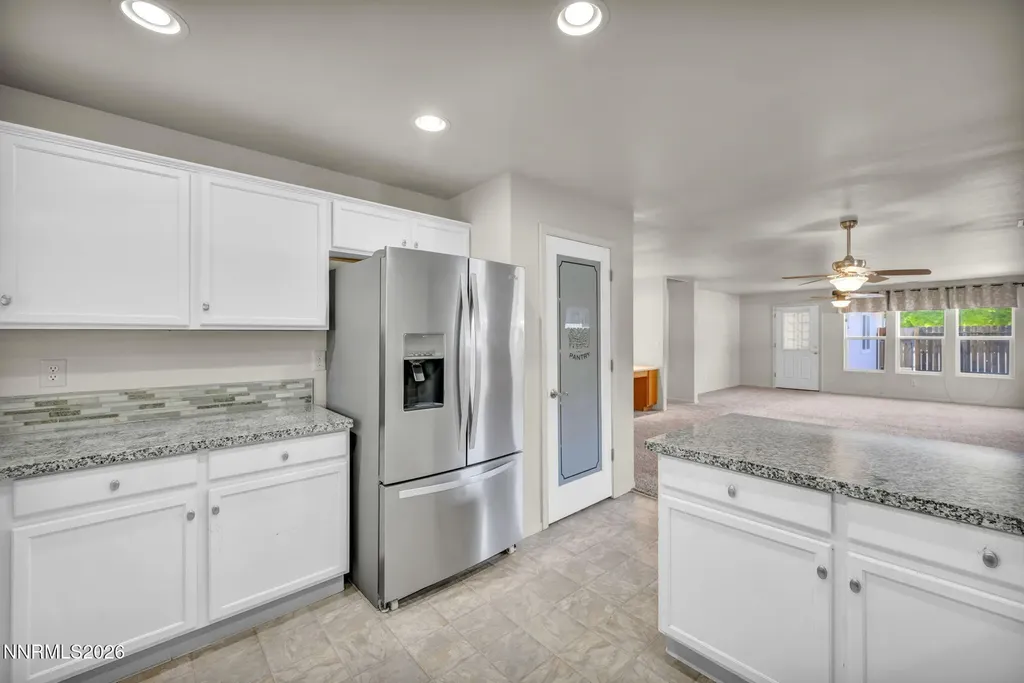 1408 Honey Locust Gardnerville NV 89410