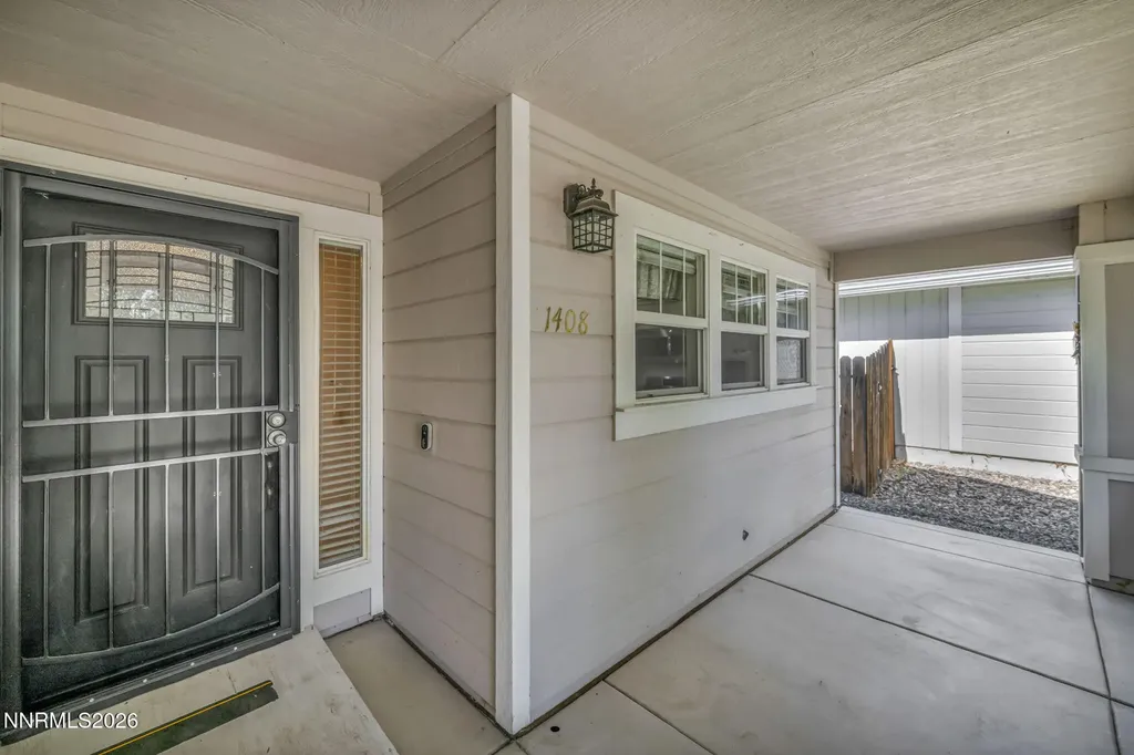 1408 Honey Locust Gardnerville NV 89410