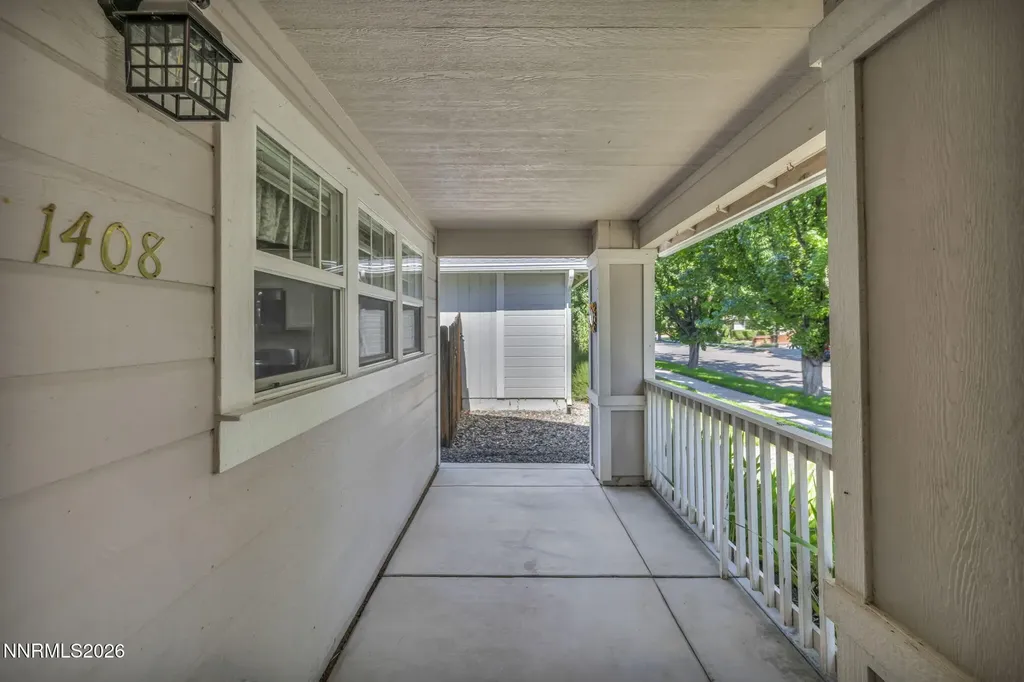 1408 Honey Locust Gardnerville NV 89410