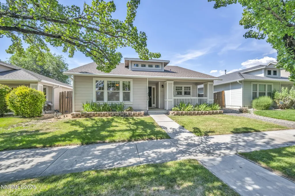 1408 Honey Locust Gardnerville NV 89410