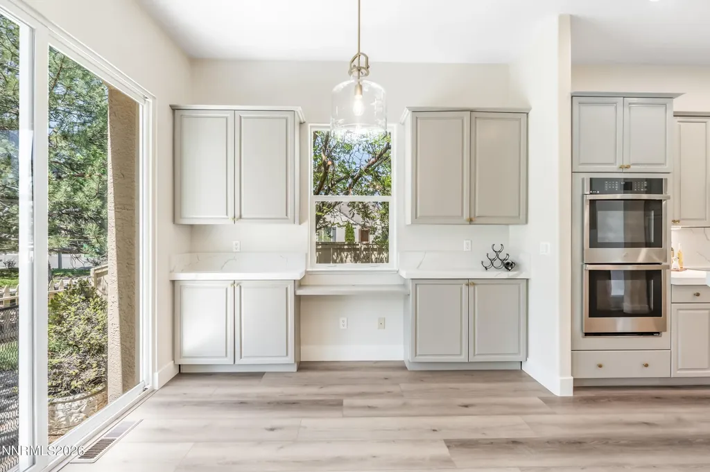1690 Caughlin Creek Reno NV 89519