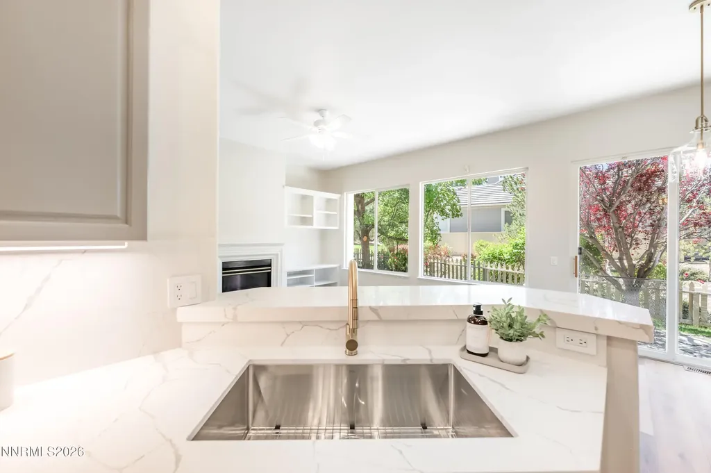 1690 Caughlin Creek Reno NV 89519