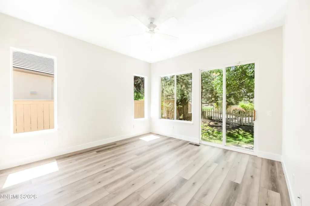 1690 Caughlin Creek Reno NV 89519
