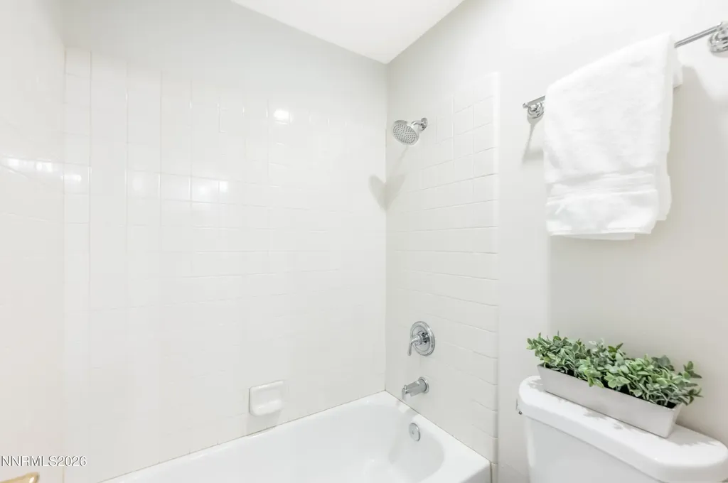 1690 Caughlin Creek Reno NV 89519