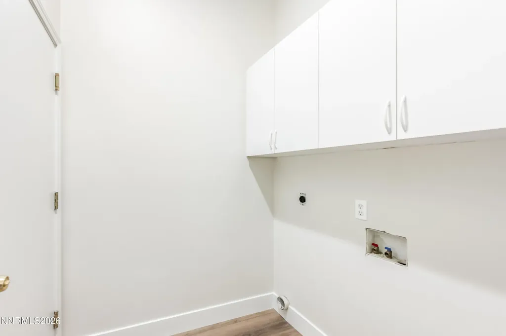 1690 Caughlin Creek Reno NV 89519