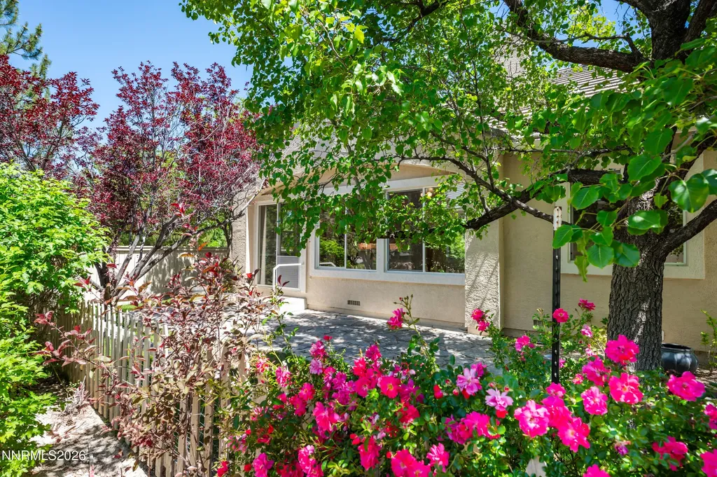 1690 Caughlin Creek Reno NV 89519