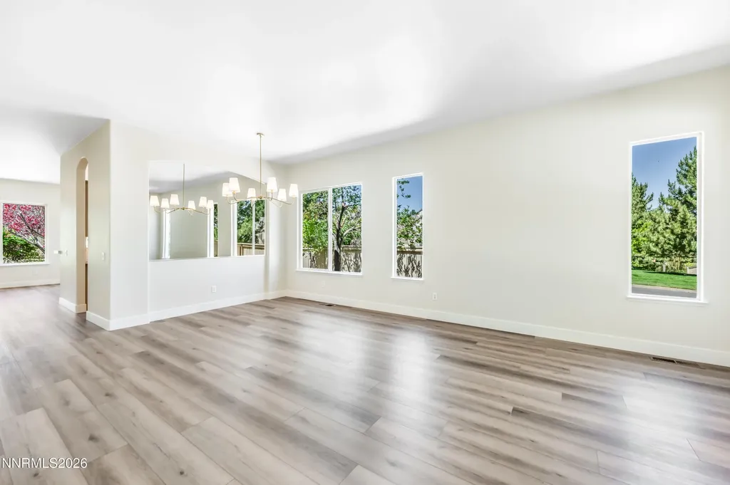 1690 Caughlin Creek Reno NV 89519