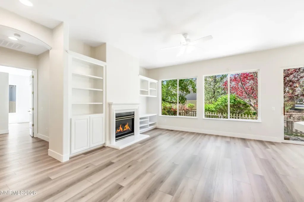 1690 Caughlin Creek Reno NV 89519