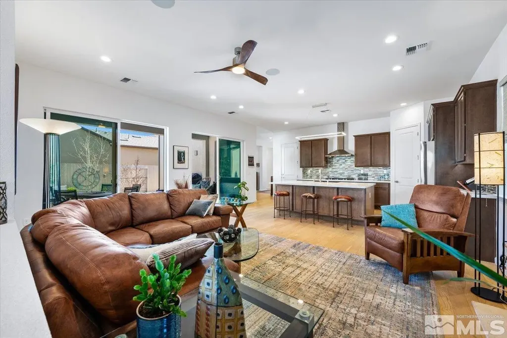 2261 Paint Horse Reno NV 89521