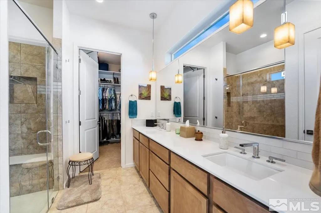 2261 Paint Horse Reno NV 89521