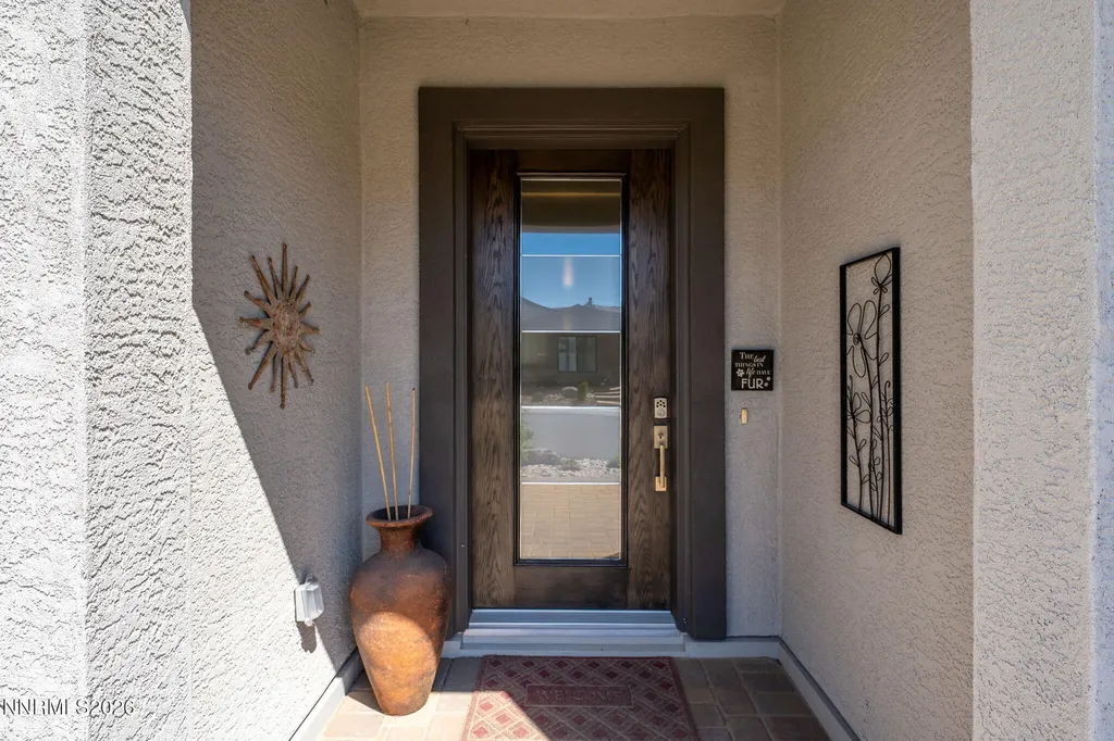 2261 Paint Horse Reno NV 89521