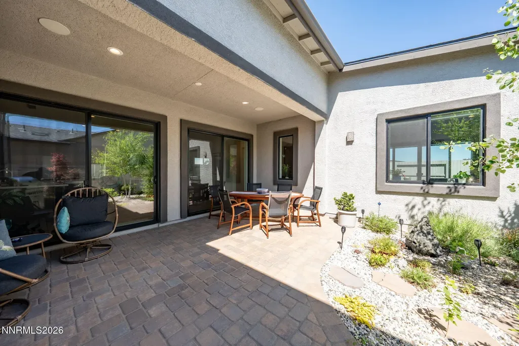 2261 Paint Horse Reno NV 89521