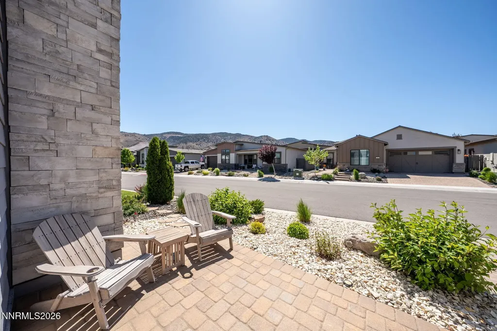 2261 Paint Horse Reno NV 89521