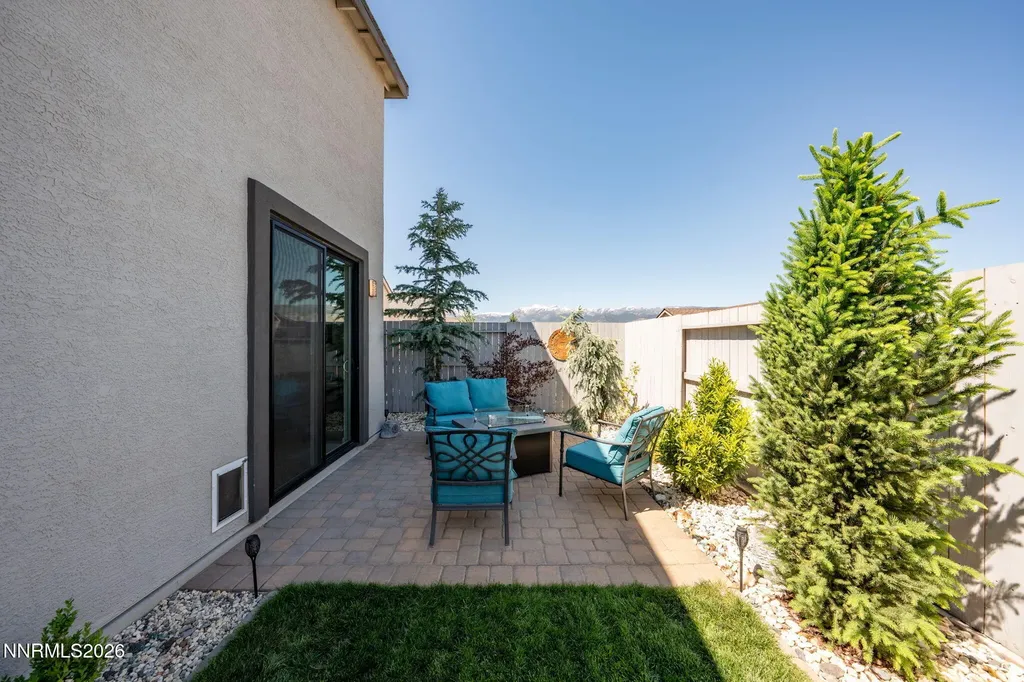 2261 Paint Horse Reno NV 89521