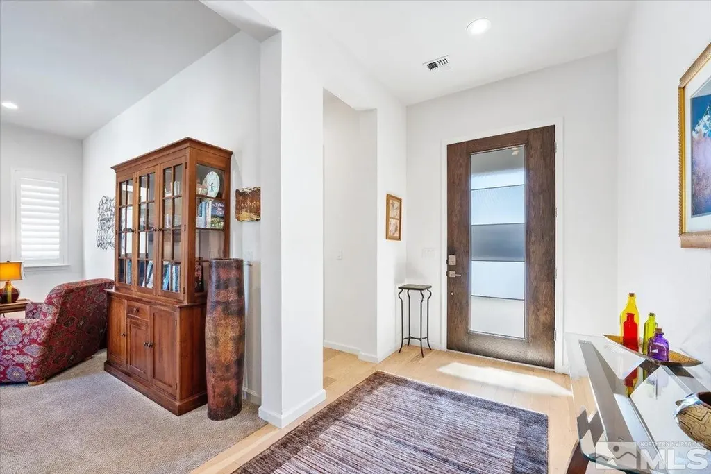 2261 Paint Horse Reno NV 89521