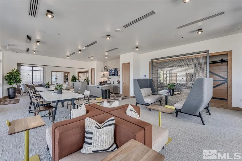 2261 Paint Horse Reno NV 89521