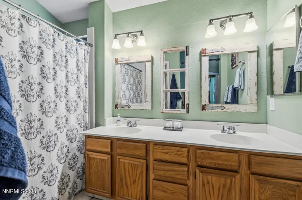 5880 Starcrest Reno NV 89523