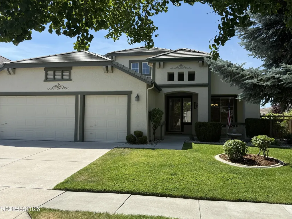 6756 Cinnamon Sparks NV 89436