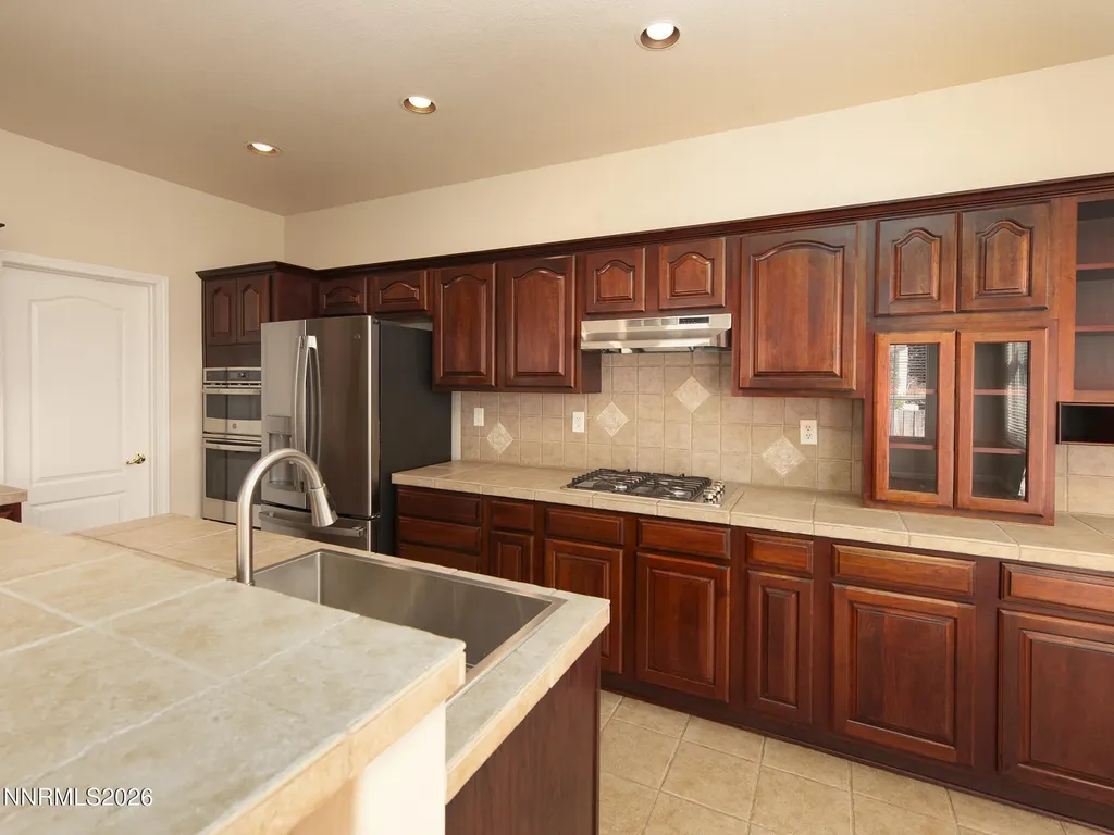 6756 Cinnamon Sparks NV 89436