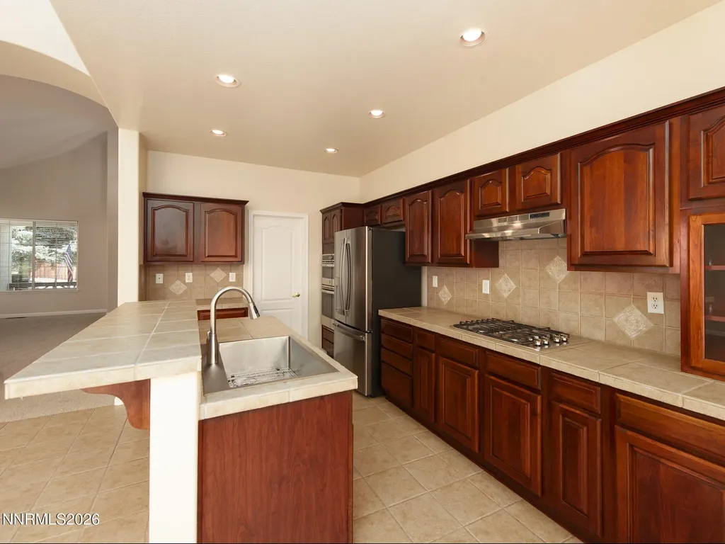 6756 Cinnamon Sparks NV 89436