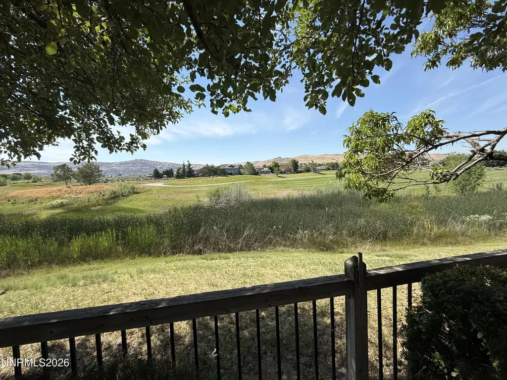 6756 Cinnamon Sparks NV 89436