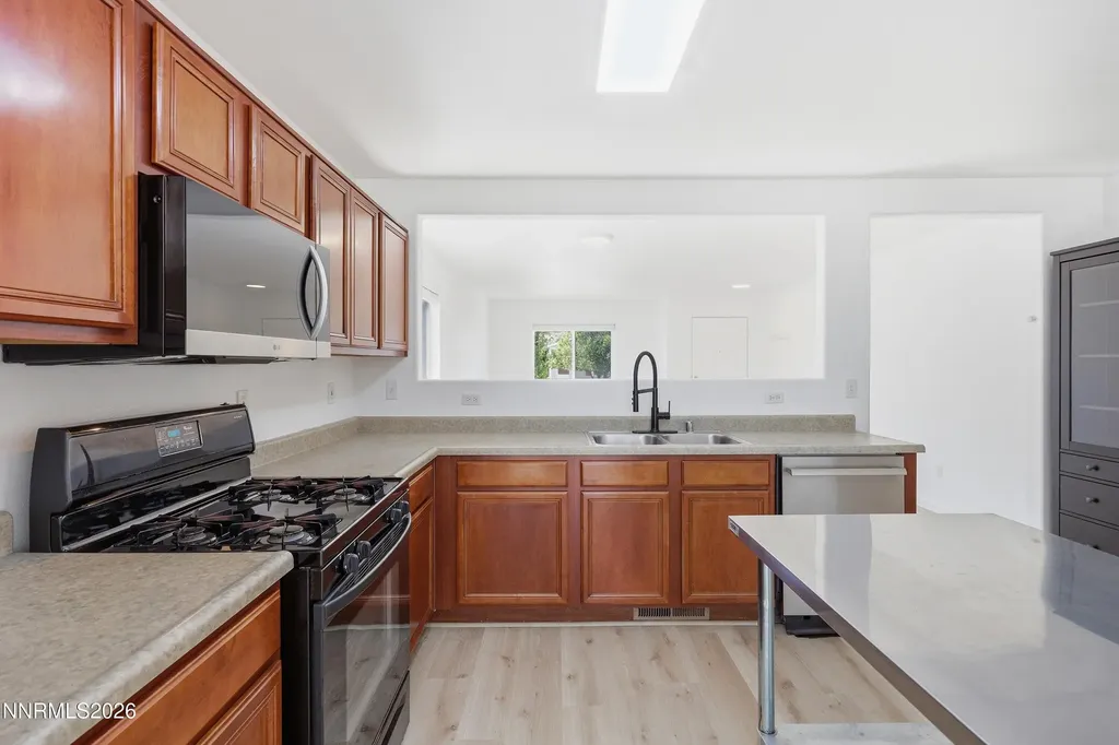 7469 Tallgrass Reno NV 89506