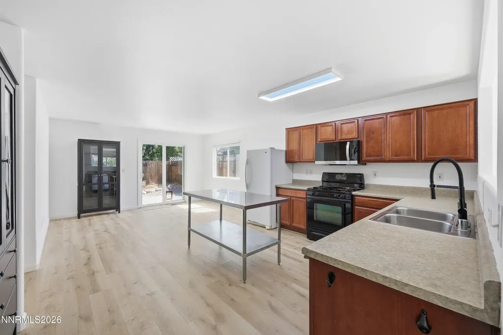 7469 Tallgrass Reno NV 89506